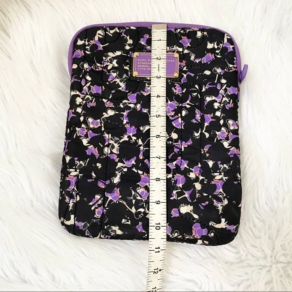 Marc by Marc Jacobs Black Purple Printed I - Pad / laptop Sleeve Case